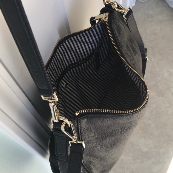 Kate Spade purse. - Picture 3 of 4